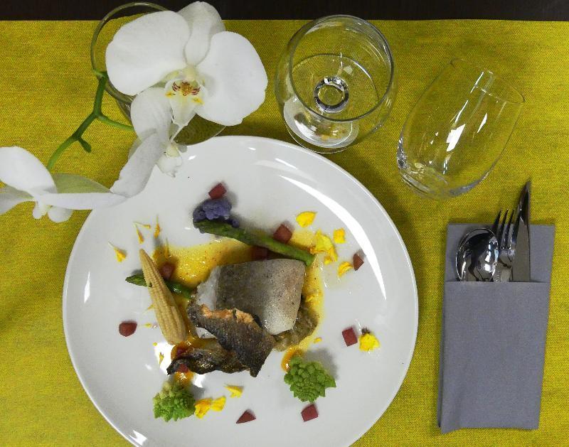Le Castel D'Alti Hotel Bagnères-de-Luchon Kültér fotó