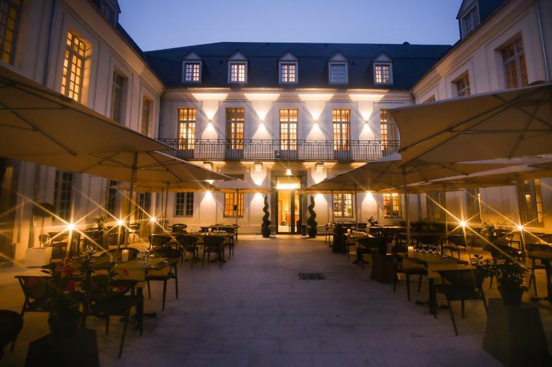 Le Castel D'Alti Hotel Bagnères-de-Luchon Kültér fotó